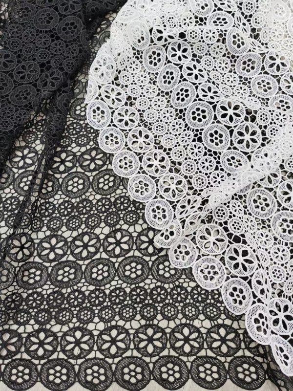 White Guipure Dress Fabric Embroidered Chemical lace Fabric